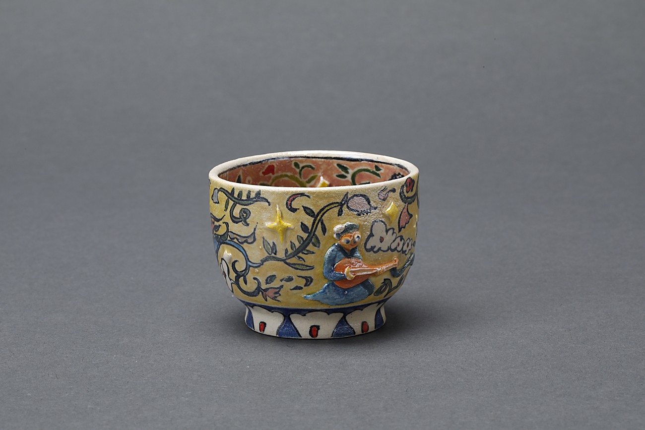 色絵貼花手鳳凰奏人文ぐい呑  酒器  ギャラリー器館