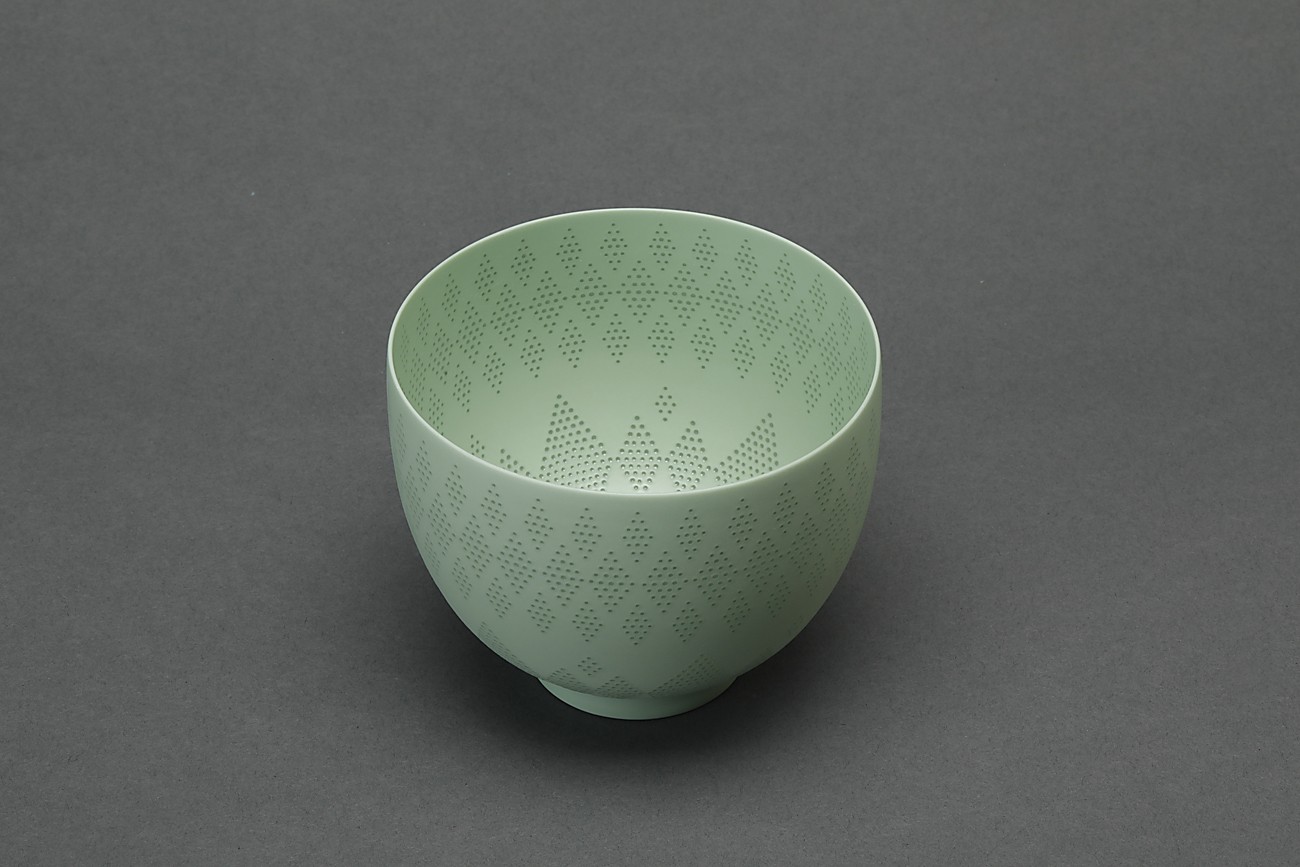 光器〟翡翠磁深茶盌 | 茶道具 | ギャラリー器館 光器〟翡翠磁深茶盌 | 茶道具 | ギャラリー器館