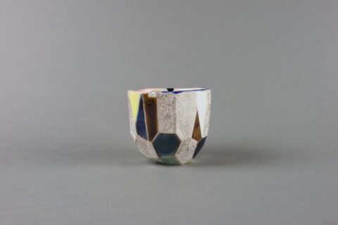 陶芸家　作家物　佐藤亮　色絵盃　小鳥　小禽　鳥文様　ぐい呑　筒盃　共箱 Amazon.co.jp: 陶芸家 作家物 佐藤亮 色絵盃 小鳥 小禽 鳥文様